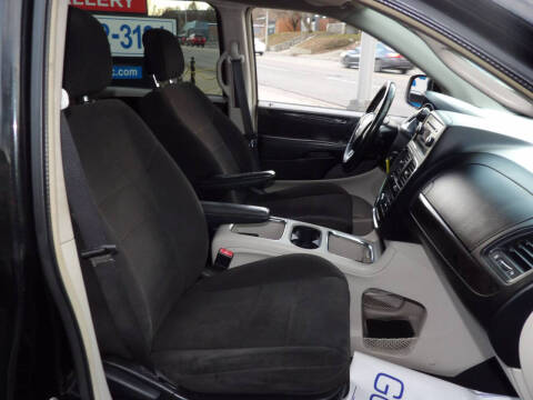 2012 Dodge Grand Caravan Crew