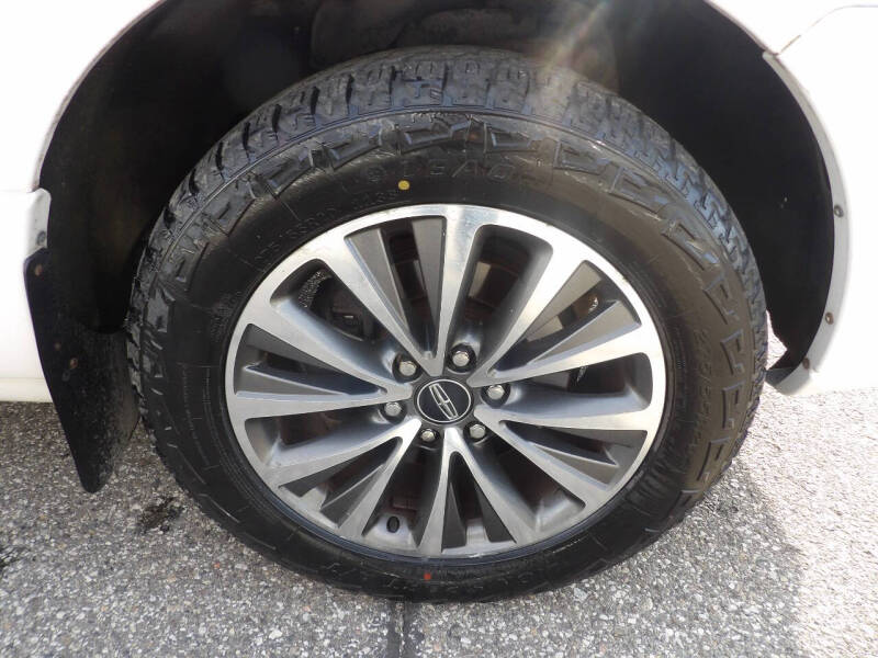 2016 Lincoln Navigator Select