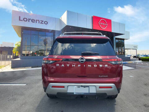 2025 Nissan Pathfinder Platinum