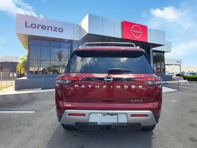 2025 Nissan Pathfinder Platinum