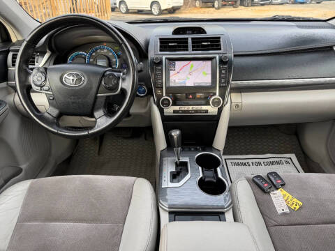 2012 Toyota Camry Hybrid XLE