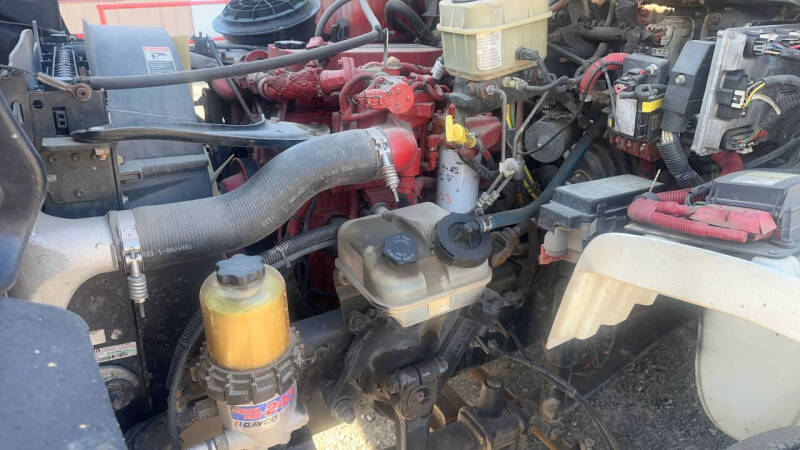 2012 Freightliner M2 106