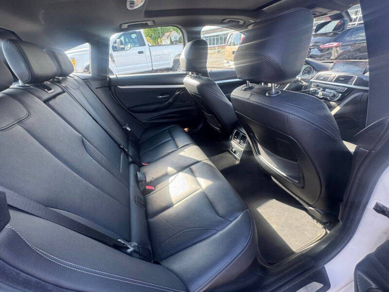 2017 BMW 3 Series 330i xDrive Gran Turismo