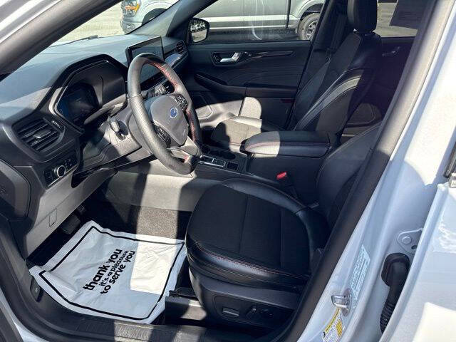 2025 Ford Escape ST-Line
