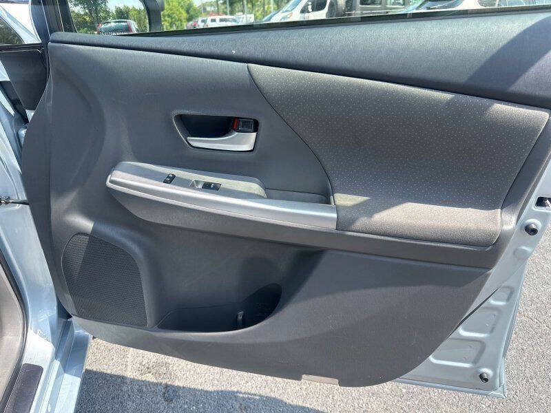 2014 Toyota Prius v