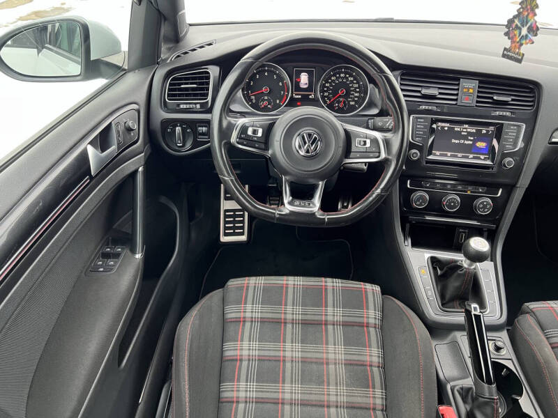 2015 Volkswagen Golf GTI S