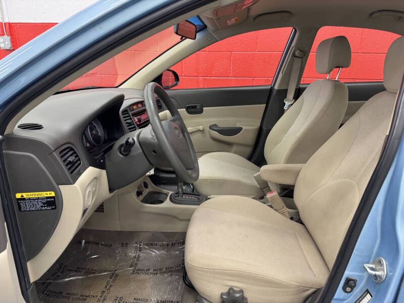 2009 Hyundai Accent GLS