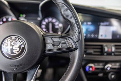 2022 Alfa Romeo Giulia Ti