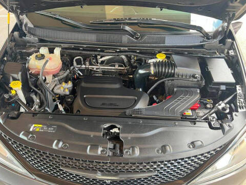 2020 Chrysler Pacifica Touring L