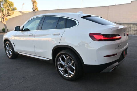 2023 BMW X4 xDrive30i