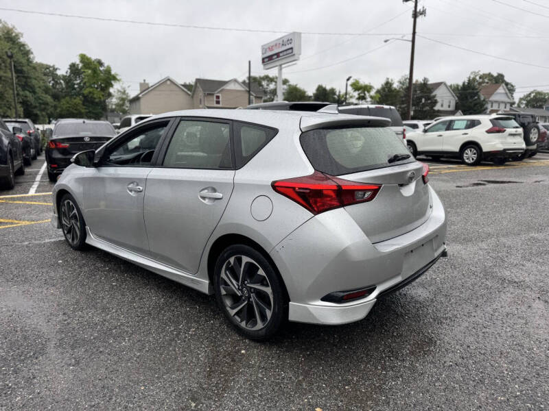 2016 Scion iM