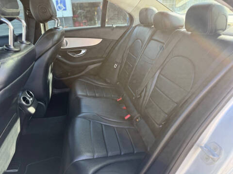 2015 Mercedes-Benz C-Class C 300