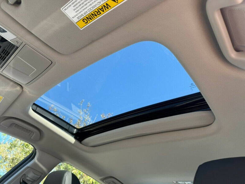 2025 Acura TLX w/Tech