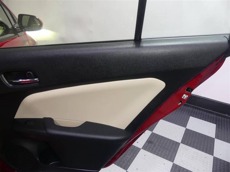 2020 Toyota Prius XLE AWD-e