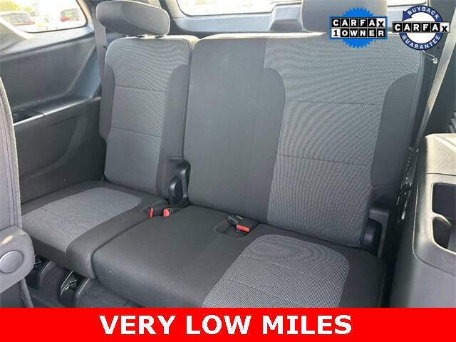 2024 Chevrolet Traverse Limited LT Cloth