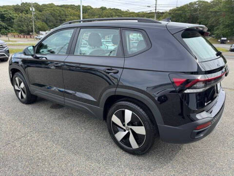 2025 Volkswagen Taos S 4Motion