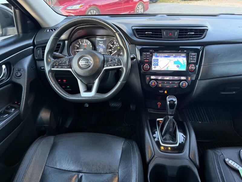 2017 Nissan Rogue Hybrid