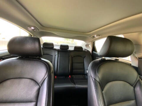 2020 Kia Cadenza Technology