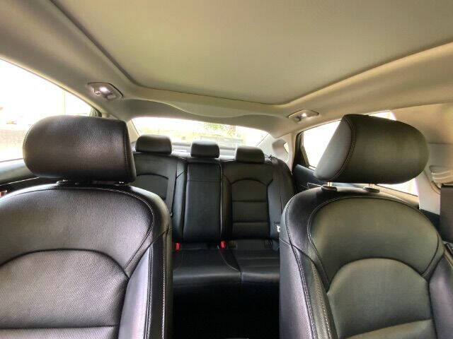 2020 Kia Cadenza Technology