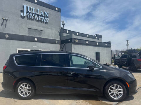 2020 Chrysler Voyager LXi