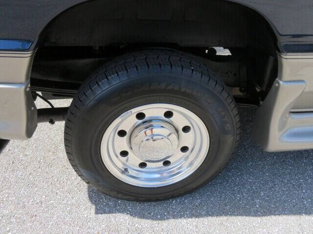 2006 Ford E-Series E-250 SD