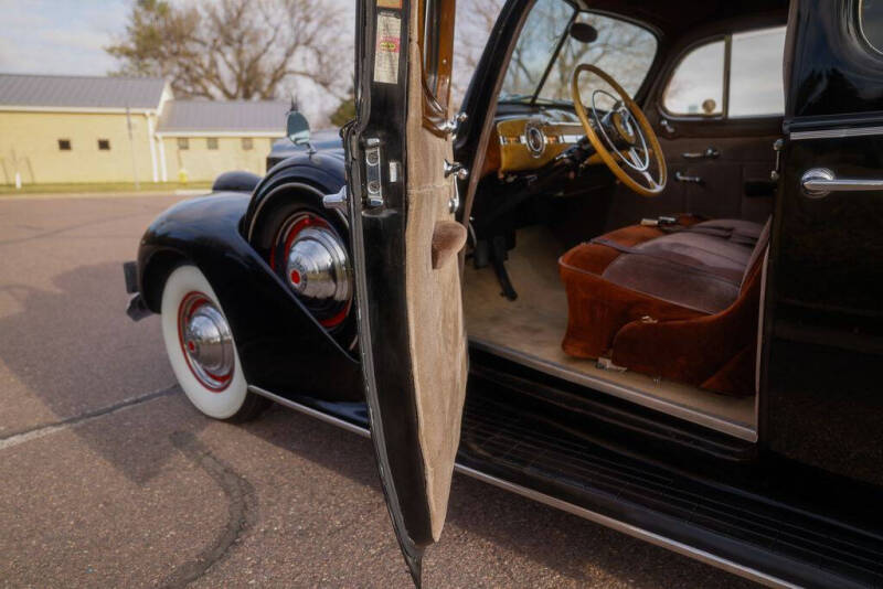 1939 Packard Super 8