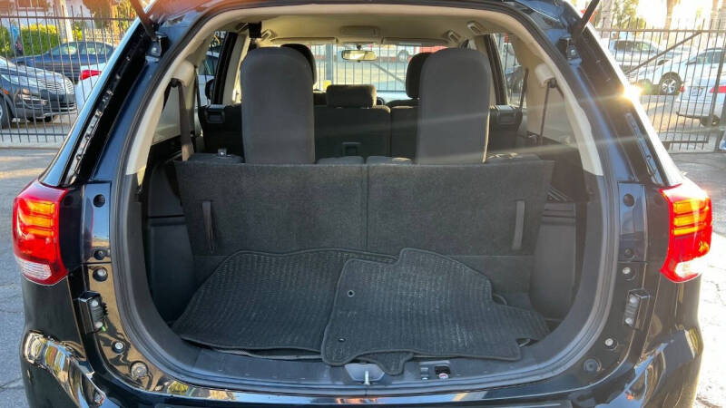 2016 Mitsubishi Outlander SE