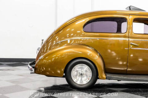1940 Ford Deluxe