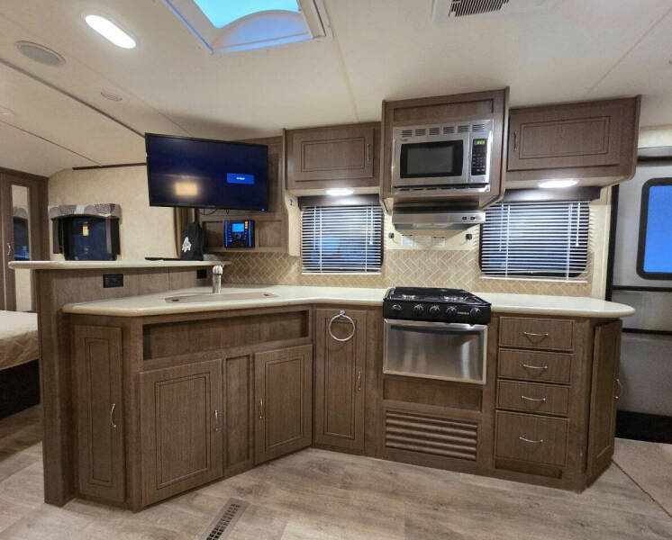 2015 Cruiser RV Enterra