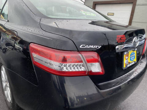 2011 Toyota Camry XLE V6