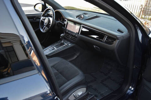 2020 Porsche Macan