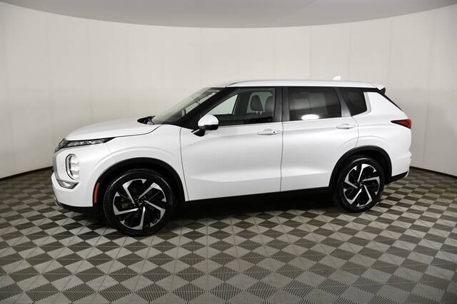 2022 Mitsubishi Outlander SE