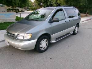 1998 Toyota Sienna for sale at Inspec Auto in San Jose CA