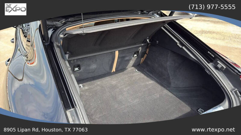 2017 Porsche Panamera