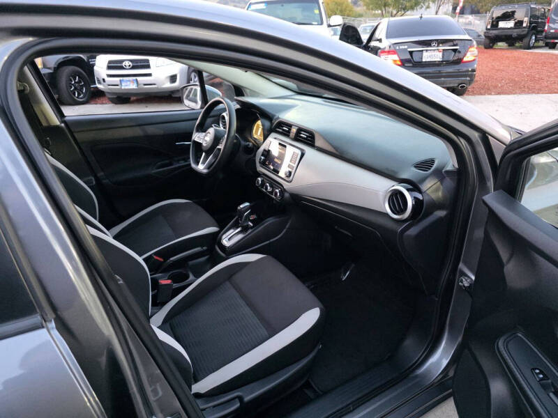 2021 Nissan Versa SV