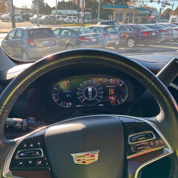 2018 Cadillac Escalade Luxury