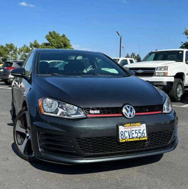 2017 Volkswagen Golf GTI S