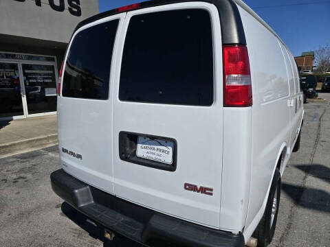 2022 GMC Savana 2500