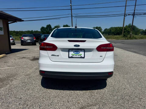 2015 Ford Focus SE