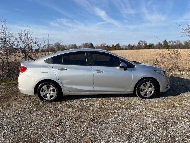 2017 Chevrolet Cruze LS Auto