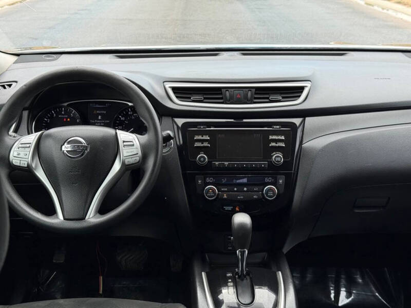 2015 Nissan Rogue