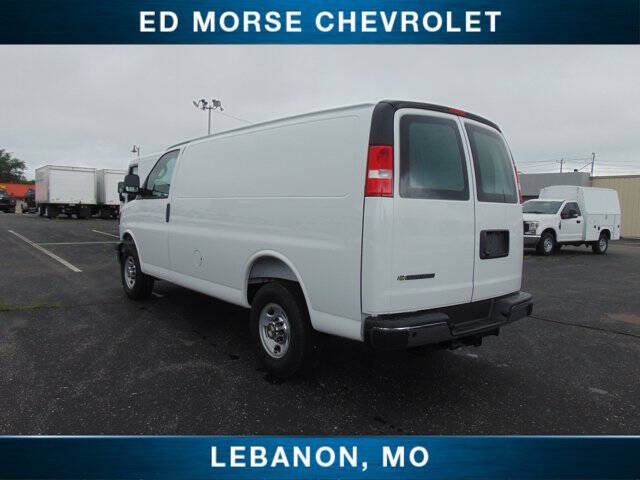 2025 Chevrolet Express 3500
