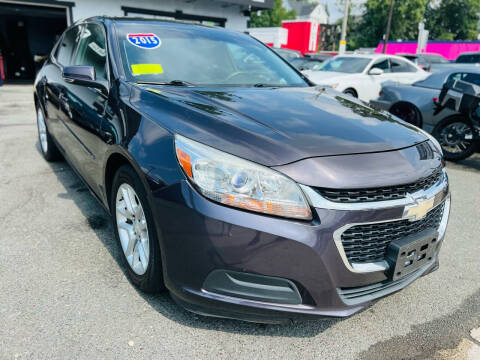 2015 Chevrolet Malibu for sale at Parkway Auto Sales in Everett MA