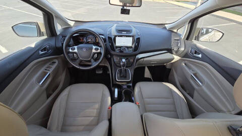 2017 Ford C-MAX Energi Titanium