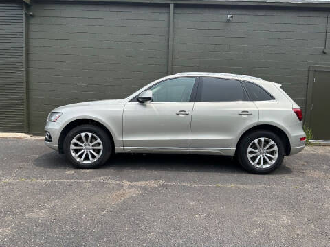 2014 Audi Q5 for sale at Axtell Motors in Troy MI