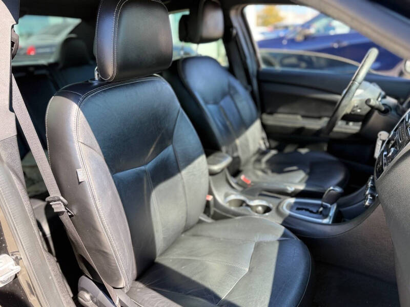 2014 Chrysler 200 Limited