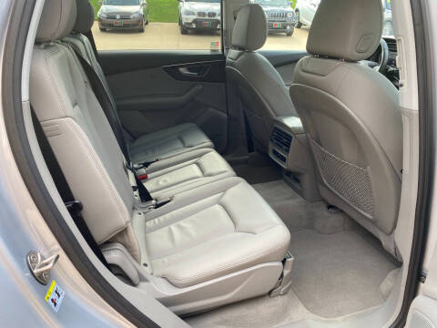 2022 Audi Q7 quattro Premium Plus 45 TFSI