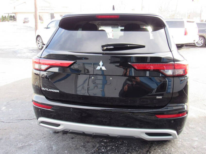 2022 Mitsubishi Outlander SE Launch Edition