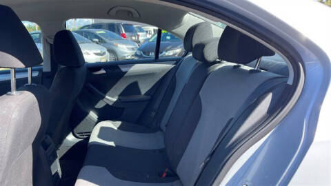 2016 Volkswagen Jetta