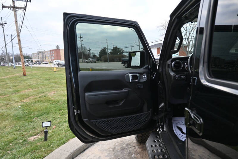 2022 Jeep Gladiator Altitude